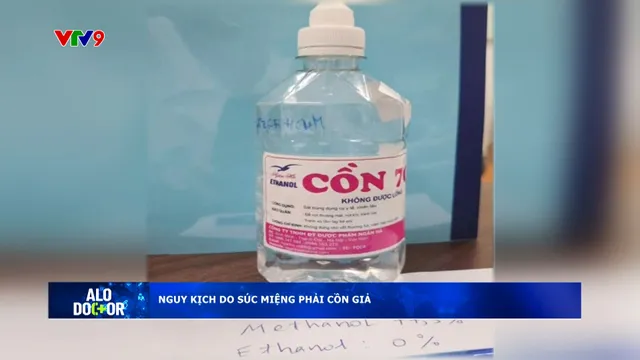 Alo Doctor (10/6/2025): Mỗi ngày ông súc 3 - 4 lần, mỗi lần ngậm 1 tiếng. Chỉ sau vài ngày, ông mệt lả, mờ mắt, suy hô hấp rồi rơi vào hôn mê. Xét nghiệm cho thấy máu nhiễm độc methanol nặng - loại cồn công nghiệp cực độc, gây chảy máu não và tổn thư