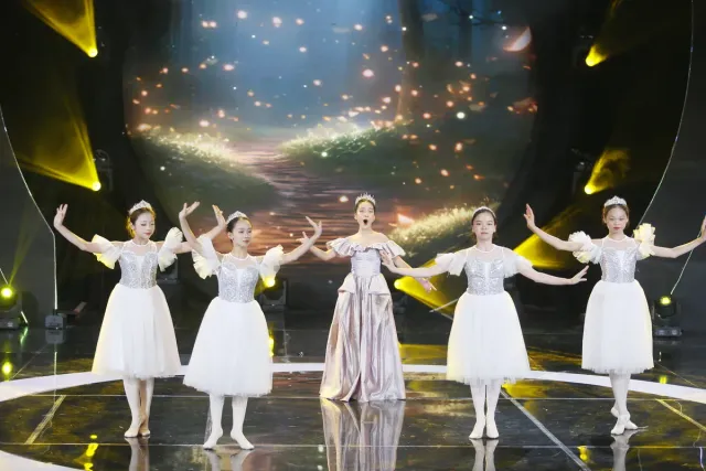 “Sparkling Summer” – A Special Childrens Day Celebration Program on June 1st - Ảnh 1.