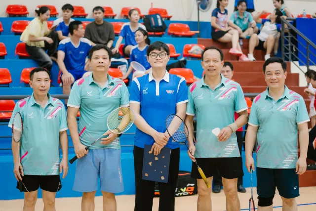 Vibrant Atmosphere at VTV Badminton Tournament 2025 - Ảnh 5.