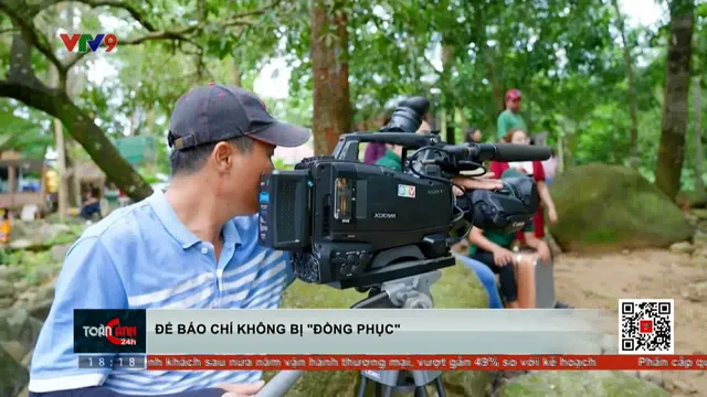 Để báo chí không bị đồng phục