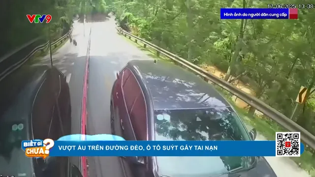 Vượt ẩu trên đường đèo - Ô tô suýt gây tai nạn