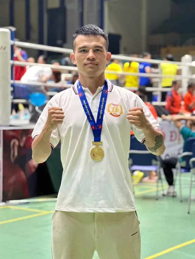 Đoàn Hà Nội, Quân đội và TP Hồ Chí Minh chia nhau 3 vị trí dẫn đầu Giải vô địch Kickboxing toàn quốc 2025
- Ảnh 1. Đoàn Hà Nội, Quân đội và TP Hồ Chí Minh chia nhau 3 vị trí dẫn đầu Giải vô địch Kickboxing toàn quốc 2025
- Ảnh 1.