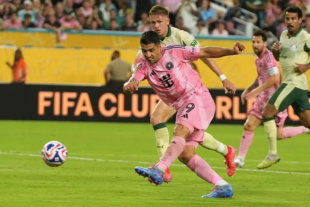 Bị gỡ hòa phút chót, Inter Miami gặp PSG ở vòng 1/8 Club World Cup- Ảnh 1. Bị gỡ hòa phút chót, Inter Miami gặp PSG ở vòng 1/8 Club World Cup- Ảnh 1.