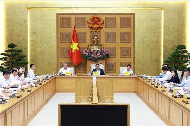 PM sees global tensions as chance to reshape economy - Ảnh 1.