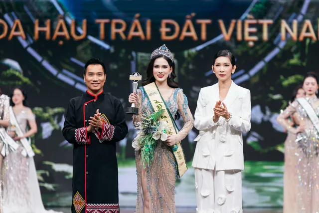 Ngô Thị Trâm Anh đăng quang Hoa hậu Trái đất Việt Nam 2025 - Ảnh 4.