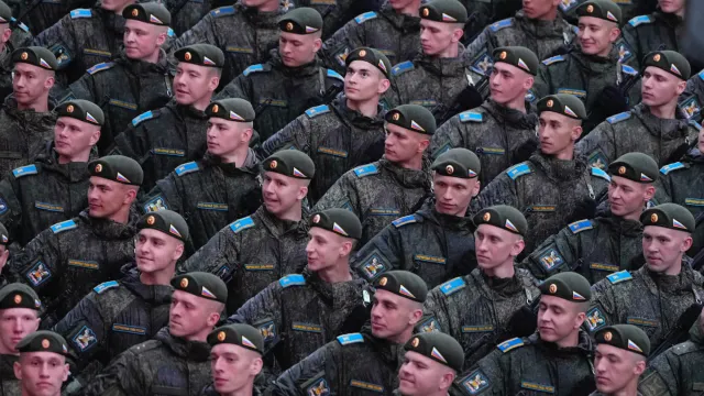 Nga, Ukraine ước tính thiệt hại về binh sĩ của đối phương từ đầu xung đột- Ảnh 1. Nga, Ukraine ước tính thiệt hại về binh sĩ của đối phương từ đầu xung đột- Ảnh 1.