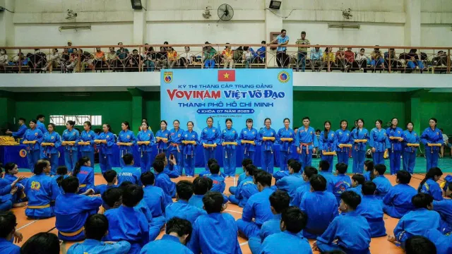 Sôi nổi Kỳ thi Trung đẳng Vovinam khóa 7 ở TP Hồ Chí Minh- Ảnh 1.