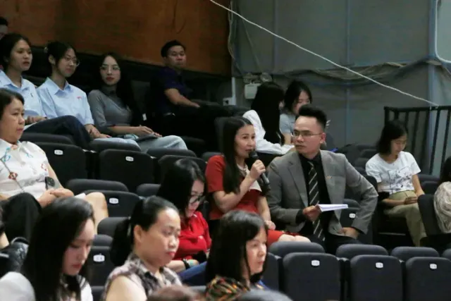 100 Seconds: Portrait of Journalists in the Digital Era - Ảnh 8.