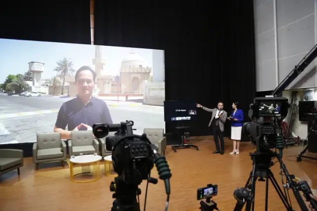 100 Seconds: Portrait of Journalists in the Digital Era - Ảnh 9.