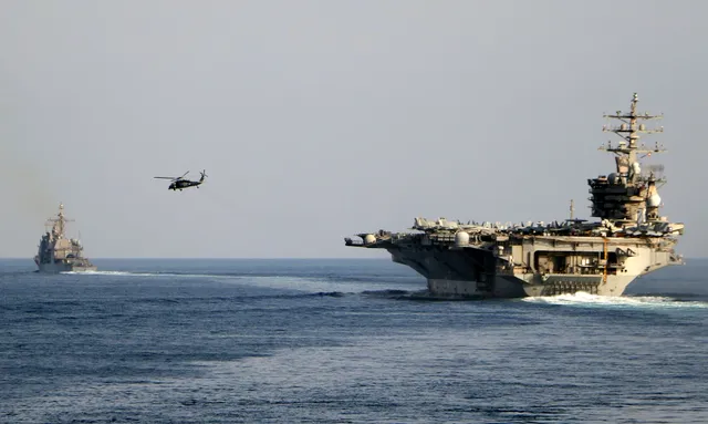 Iran chuẩn bị thả mìn ở Eo biển Hormuz?- Ảnh 1.