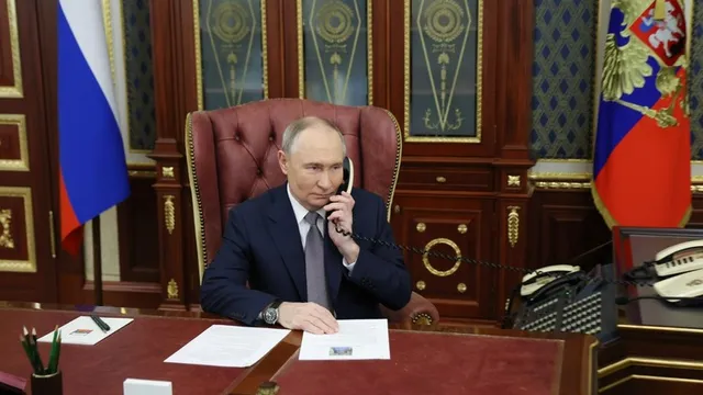 Tổng thống Putin và Tổng thống Trump điện đàm - Ảnh 1. Tổng thống Putin và Tổng thống Trump điện đàm - Ảnh 1.