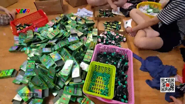 Thủ đoạn tinh vi của đường dây sản xuất, buôn bán dầu gió giả