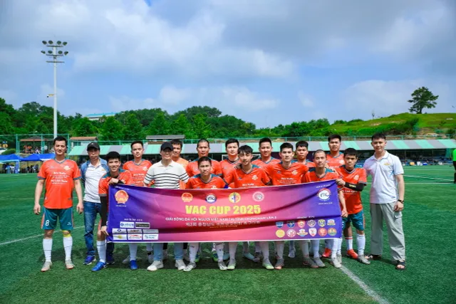 Giải bóng đá cộng đồng VAC Cup 2025: Lan tỏa giá trị Việt Nam- Ảnh 2.