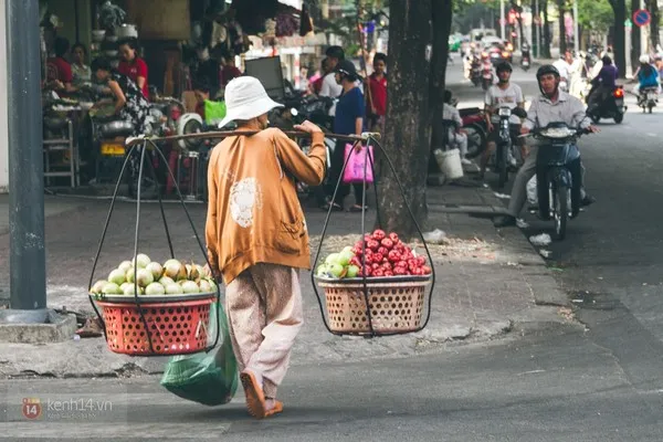 Blog phóng viên: Sài Gòn và những gánh hàng rong
