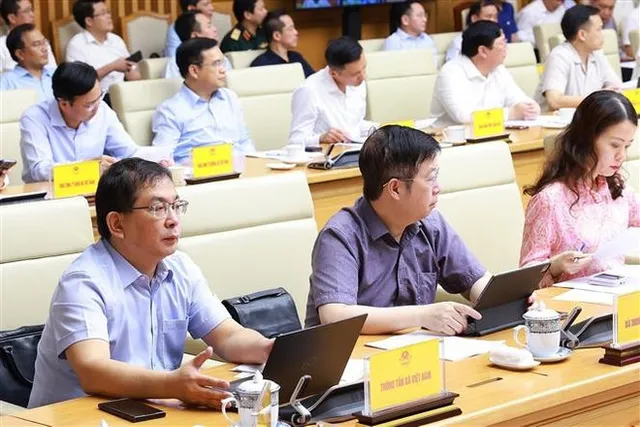 PM chairs national teleconference to promote key programmes - Ảnh 1.