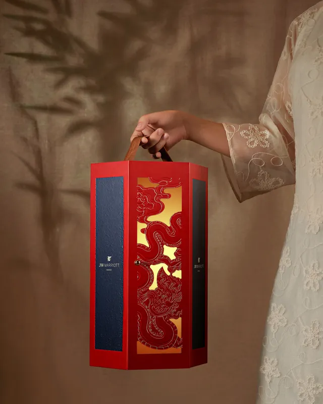 Mooncake collection highlights Hanoi’s Cultural Heritage - Ảnh 3.