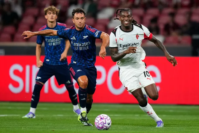 Man Utd, Arsenal tích cực chuẩn bị cho các trận đấu giao hữu- Ảnh 1. Man Utd, Arsenal tích cực chuẩn bị cho các trận đấu giao hữu- Ảnh 1.