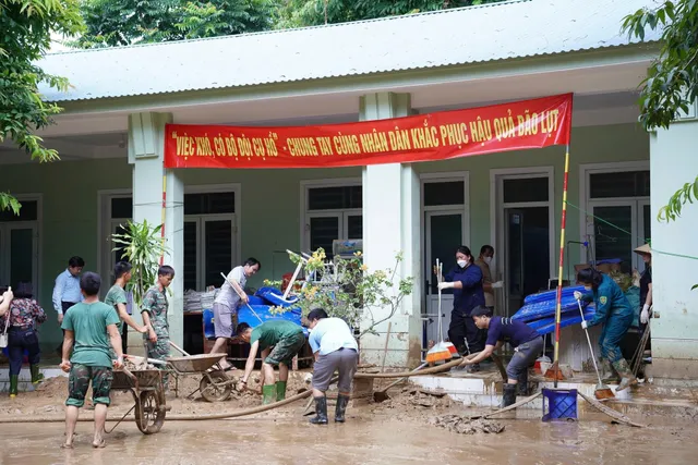 Kịp thời hỗ trợ cơ sở y tế vùng "rốn lũ" miền Tây Nghệ An- Ảnh 1. Kịp thời hỗ trợ cơ sở y tế vùng "rốn lũ" miền Tây Nghệ An- Ảnh 1.