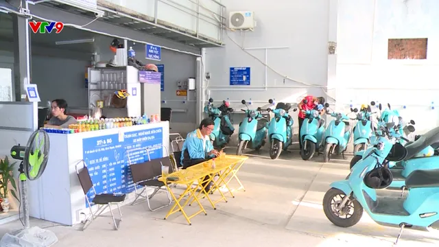 Dịch vụ trạm sạc xe điện kèm ăn uống
