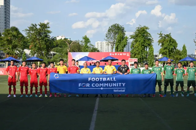 Tiến Linh, Văn Quyết, Duy Mạnh hoà 3-3 ở "siêu kinh điển" bóng đá sân 7- Ảnh 3.