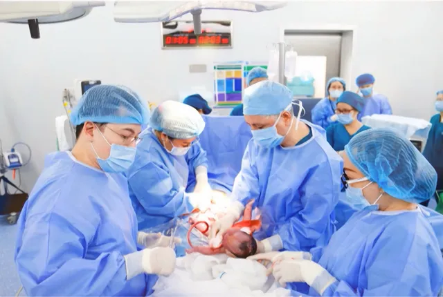 Alo Doctor cuối tuần (03/8/2025): Can thiệp bào thai