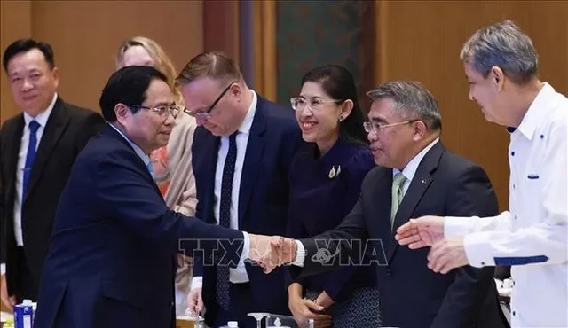 PM calls for efforts to organise APEC 2027 better than two previous hostings - Ảnh 1.
