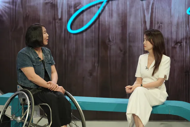 The Station of Love: The Wheelchair Athlete Who Conquers  Life’s Peaks - Ảnh 1.