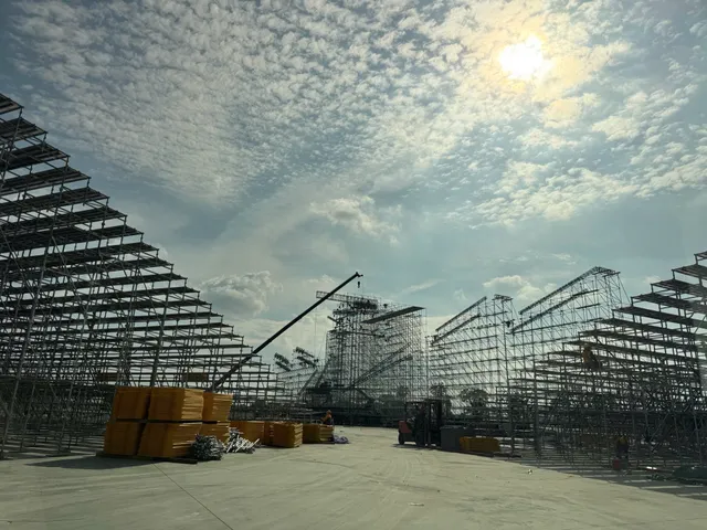 Explore the Grand Stage of V Concert – Radiant Vietnam - Ảnh 3.