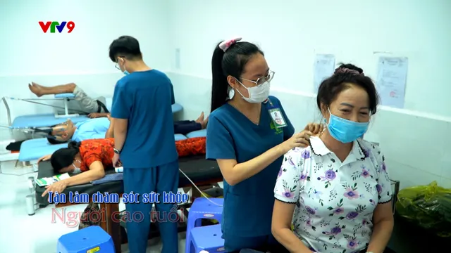 Thành phố ấm áp tình người - Số 91/2025: Tận tình chăm sóc sức khỏe người cao tuổi