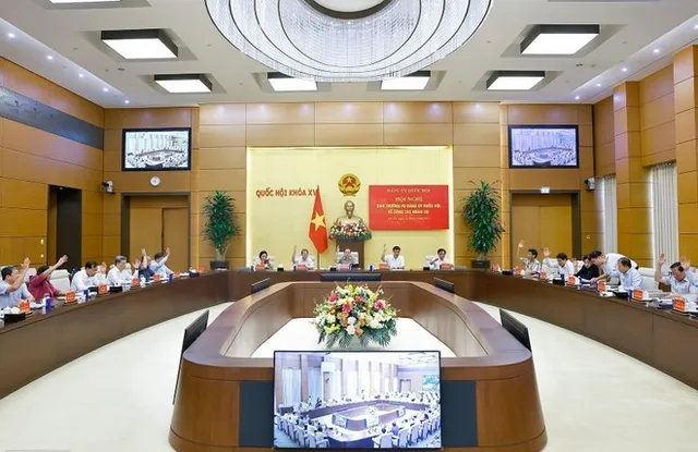 National Assembly Party Committees Standing Board discusses personnel affairs - Ảnh 1.