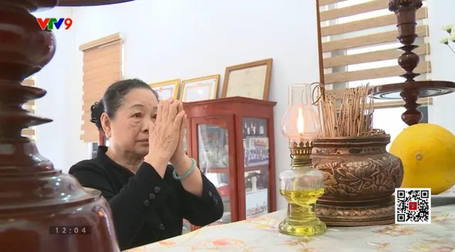 Trọn đời theo cách mạng