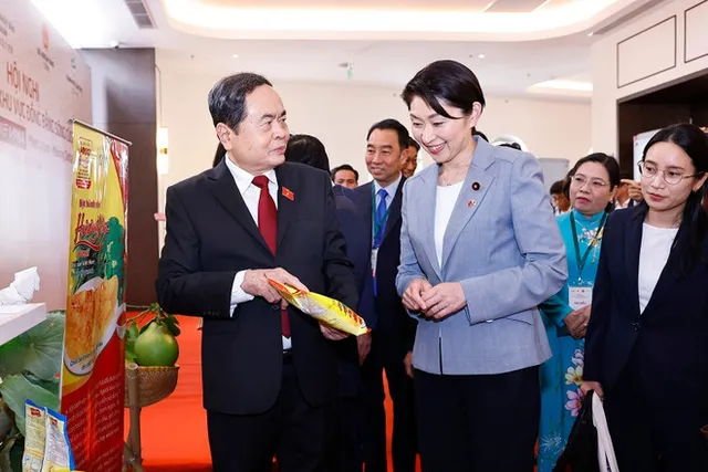 Vietnam encourages Japanese firms to invest in key sectors: NA leader - Ảnh 1.