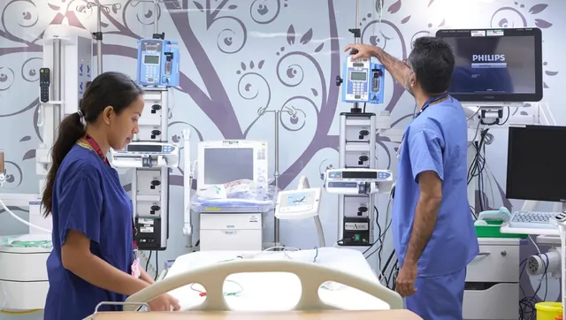 Hệ thống y tế châu Âu "căng mình" trong mùa hè khắc nghiệt - Ảnh 1.