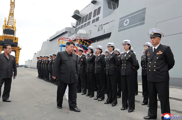 Chủ tịch Kim Jong-un thúc giục Triều Tiên tăng cường sức mạnh hạt nhân - Ảnh 1.