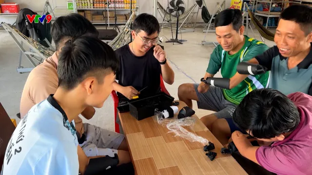 Thành phố ấm áp tình người - Số 95/2025: Hồi sinh cánh tay cho người khuyết tật