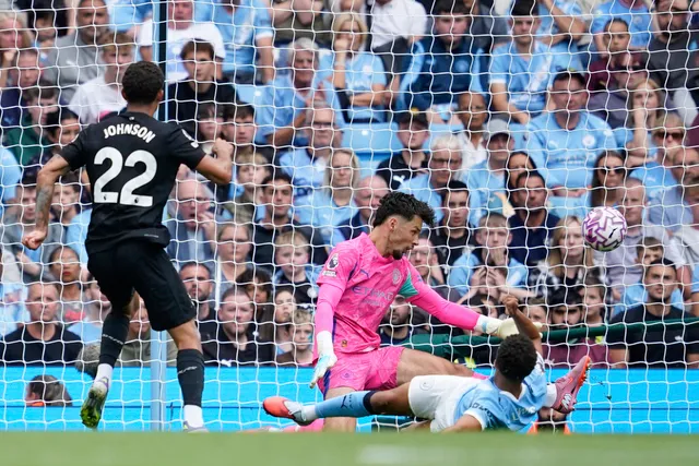 Ác mộng tại Etihad: Sai lầm hàng thủ, Man City "biếu không" chiến thắng cho Tottenham- Ảnh 1. Ác mộng tại Etihad: Sai lầm hàng thủ, Man City "biếu không" chiến thắng cho Tottenham- Ảnh 1.
