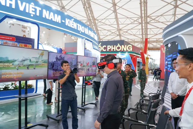 Lãnh đạo Đài THVN thăm gian trưng bày của VTV tại Triển lãm thành tựu đất nước- Ảnh 12. Lãnh đạo Đài THVN thăm gian trưng bày của VTV tại Triển lãm thành tựu đất nước- Ảnh 12.