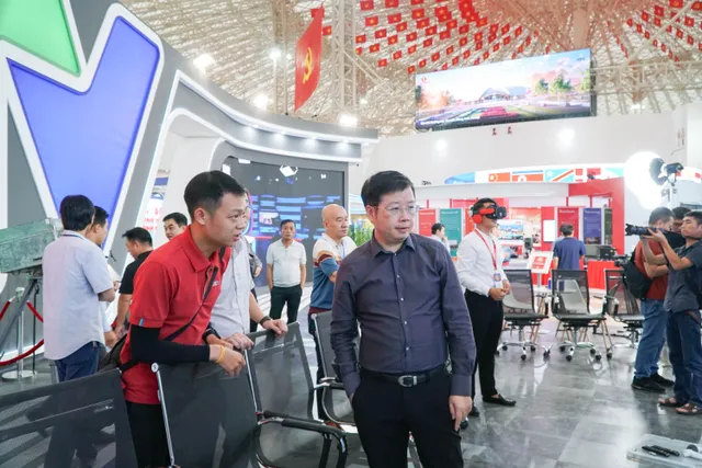 Lãnh đạo Đài THVN thăm gian trưng bày của VTV tại Triển lãm thành tựu đất nước- Ảnh 9. Lãnh đạo Đài THVN thăm gian trưng bày của VTV tại Triển lãm thành tựu đất nước- Ảnh 9.