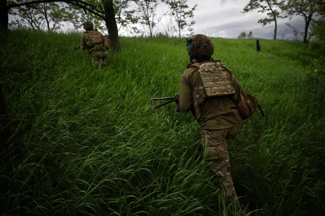 Đàm phán hòa bình Ukraine: Mọi "con đường" đều dẫn về Donbass- Ảnh 1. Đàm phán hòa bình Ukraine: Mọi "con đường" đều dẫn về Donbass- Ảnh 1.