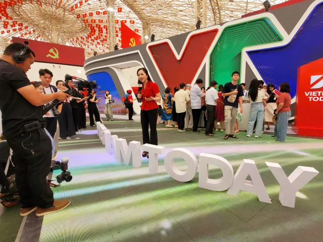 Vietnam Today - Tọa độ check-in "siêu hot" của VTV tại Triển lãm Thành tựu đất nước- Ảnh 3. Vietnam Today - Tọa độ check-in "siêu hot" của VTV tại Triển lãm Thành tựu đất nước- Ảnh 3.