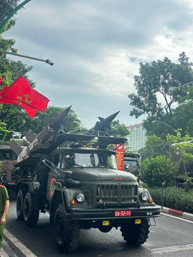 CẬP NHẬT: Tổng duyệt diễu binh, diễu hành kỷ niệm 80 năm Quốc khánh - Ảnh 4.