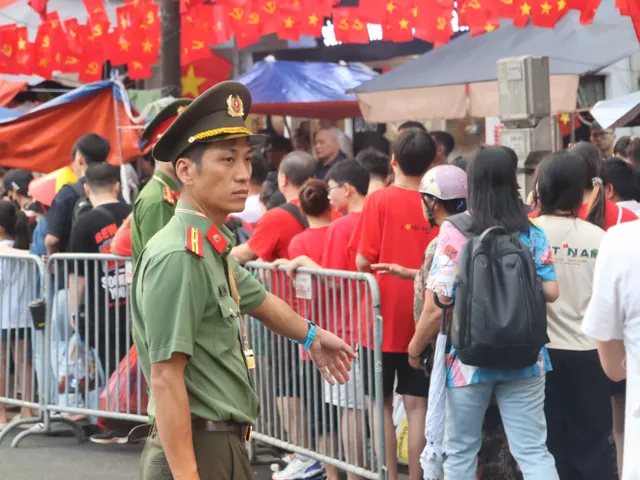 CẬP NHẬT: Hà Nội rộn ràng trước Lễ kỷ niệm, diễu binh, diễu hành 80 năm Quốc khánh 2/9 - Ảnh 1.