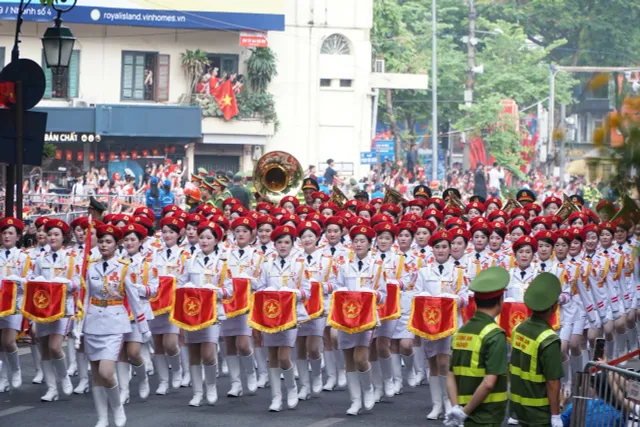 TRỰC TIẾP: Lễ kỷ niệm, diễu binh, diễu hành 80 năm Quốc khánh 2/9 - Ảnh 3.
