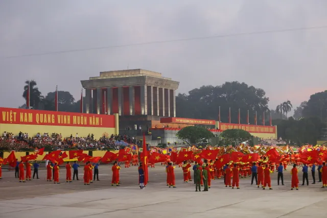 TRỰC TIẾP: Lễ kỷ niệm, diễu binh, diễu hành 80 năm Quốc khánh 2/9 - Ảnh 1.