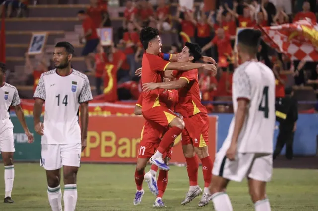 U23 Việt Nam thắng 2-0 Bangladesh trong trận mở màn- Ảnh 1. U23 Việt Nam thắng 2-0 Bangladesh trong trận mở màn- Ảnh 1.
