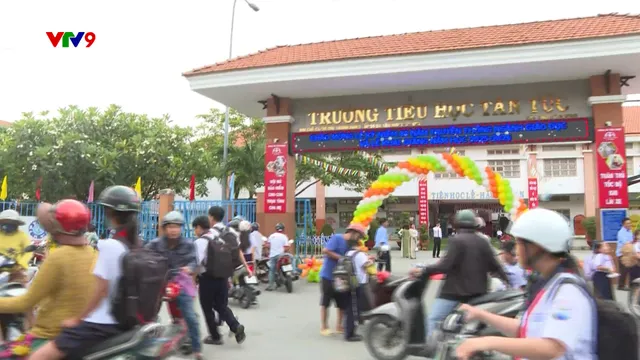 Giao thông thông suốt trong ngày khai giảng năm học mới