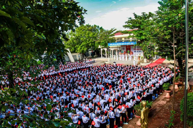 CẬP NHẬT: Lễ khai giảng đặc biệt 2025-2026 kết nối cả nước - Ảnh 10.