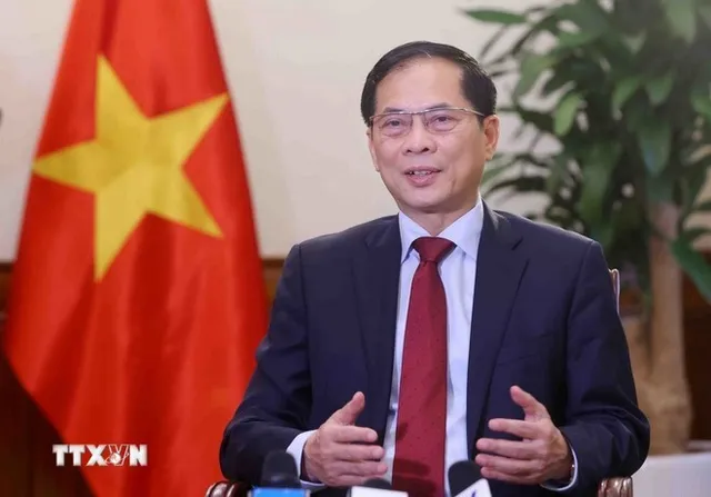 Viet Nam seeks to deepen ties with RoK: Foreign Minister - Ảnh 3.