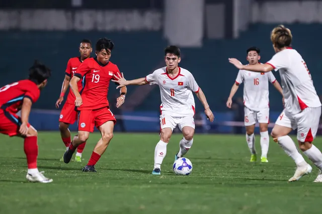 U23 Việt Nam nhọc nhằn hạ U23 Singapore bằng bàn thắng muộn- Ảnh 2.