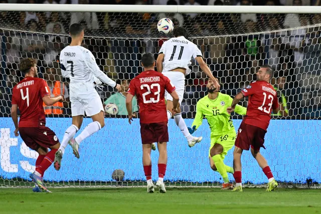 Ronaldo và Felix lập cú đúp, ĐT Bồ Đào Nha đè bẹp Armenia 5-0- Ảnh 1.